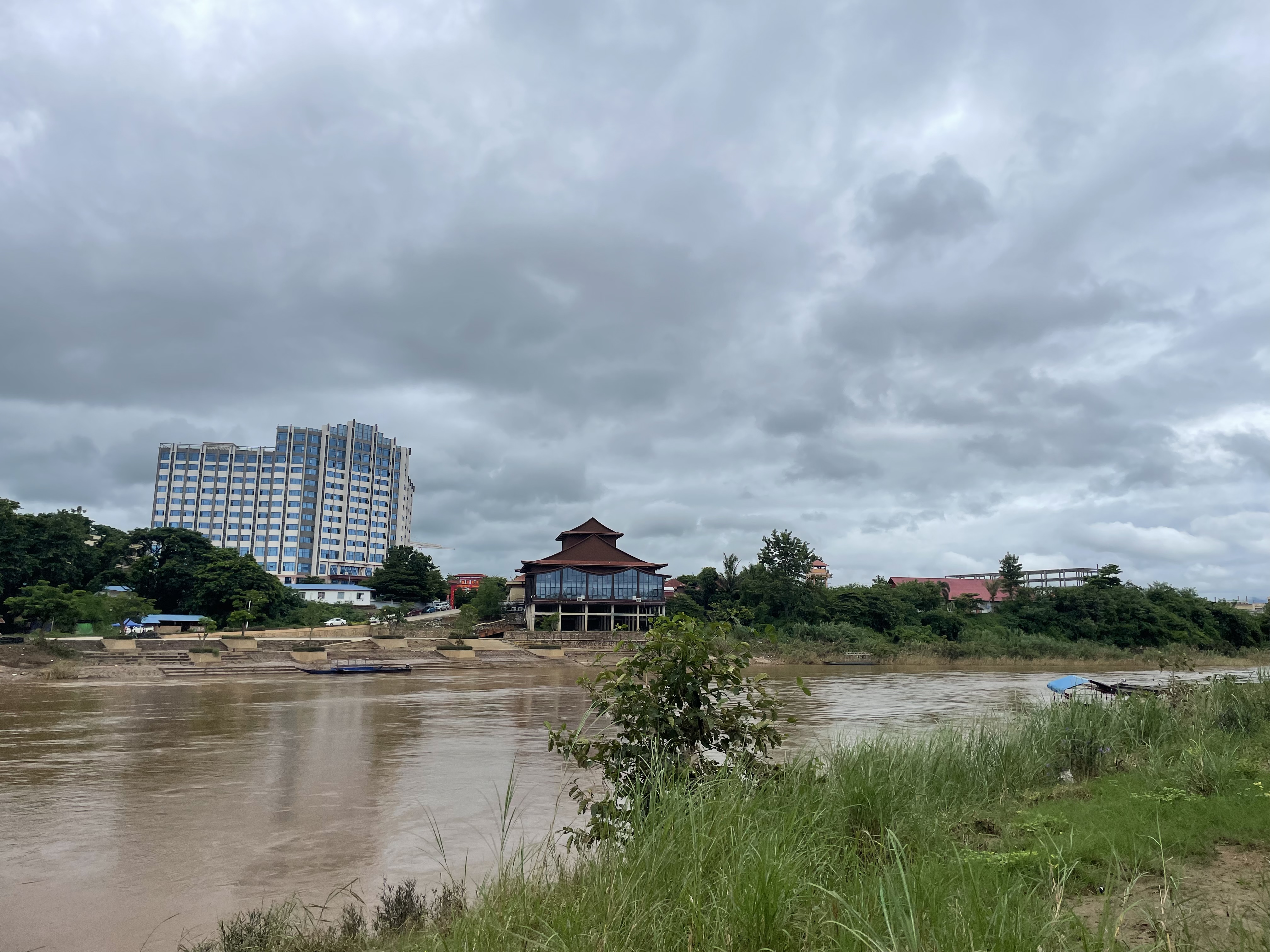泰缅边境水沟谷再成追踪重点,诈骗园区转移与重组风险持续