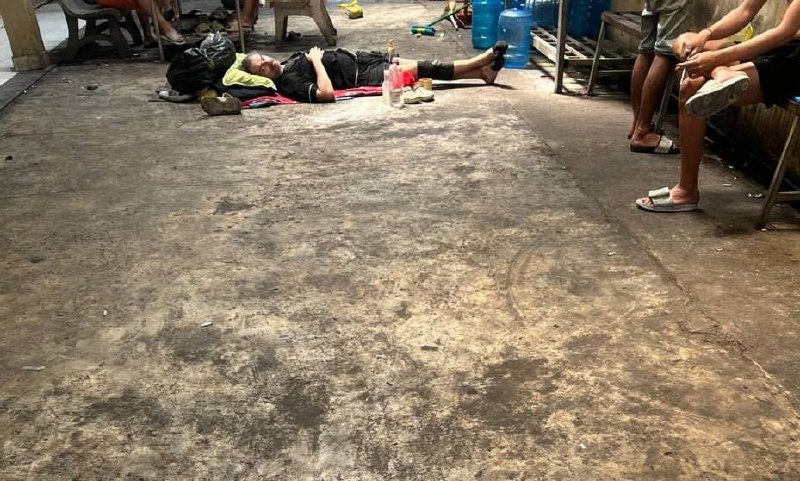 🎥曝光:#东南亚故事会 东南亚普遍狗推的几大遗憾 没能在父母身边尽孝 电话那头的关心 越听越愧疚 行业最好的时候 只顾挥霍 从没想过攒下一点退路 一脚踏进赌博 最后输掉的不只是钱...
