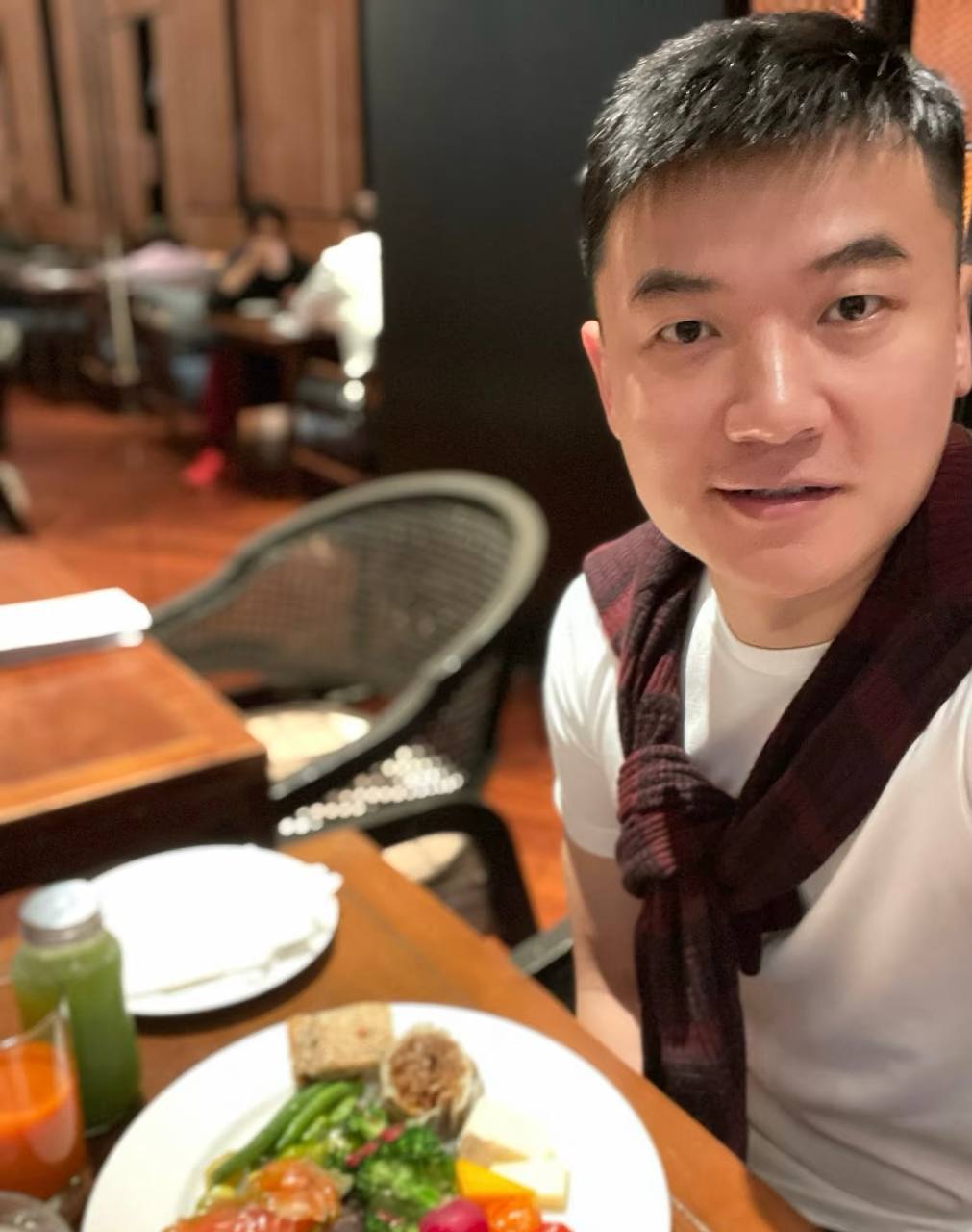 网友曝光 注意此人是骗子