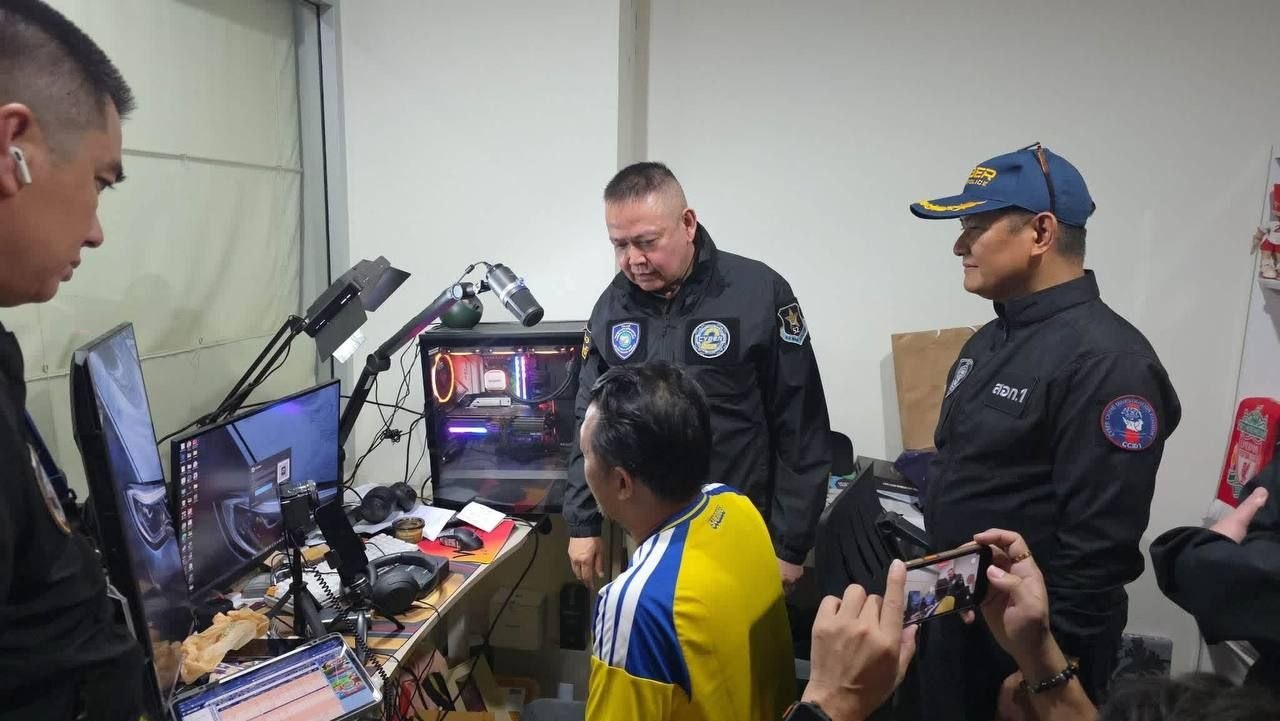 泰网警突击抓捕足球网红主播 靠赛事解说引流赌球团伙落网
