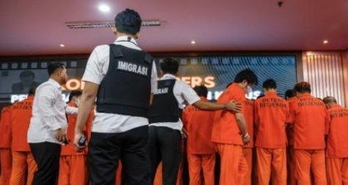 印尼资讯:重拳打击跨境电诈!92名中国籍涉案人员遣返回国,并被终身禁止入境