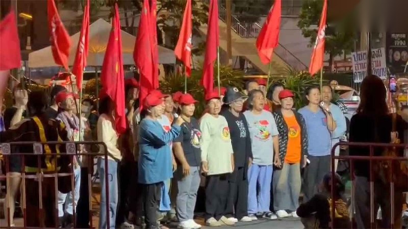 泰国民众团体通宵扎营抗议世行、IMF年会,提出七项诉求