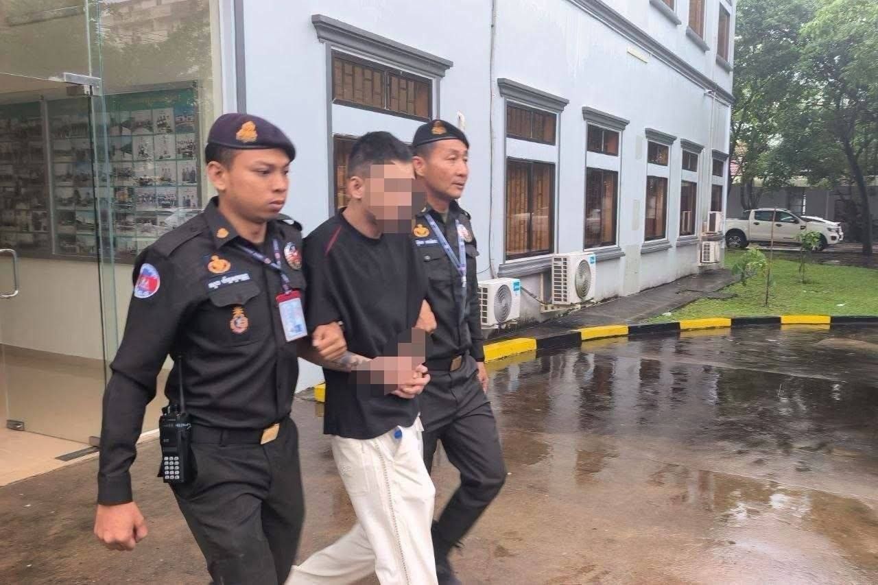 柬埔寨资讯:西港一名中国籍男子因非法持有枪支被移送法院,无护照在身