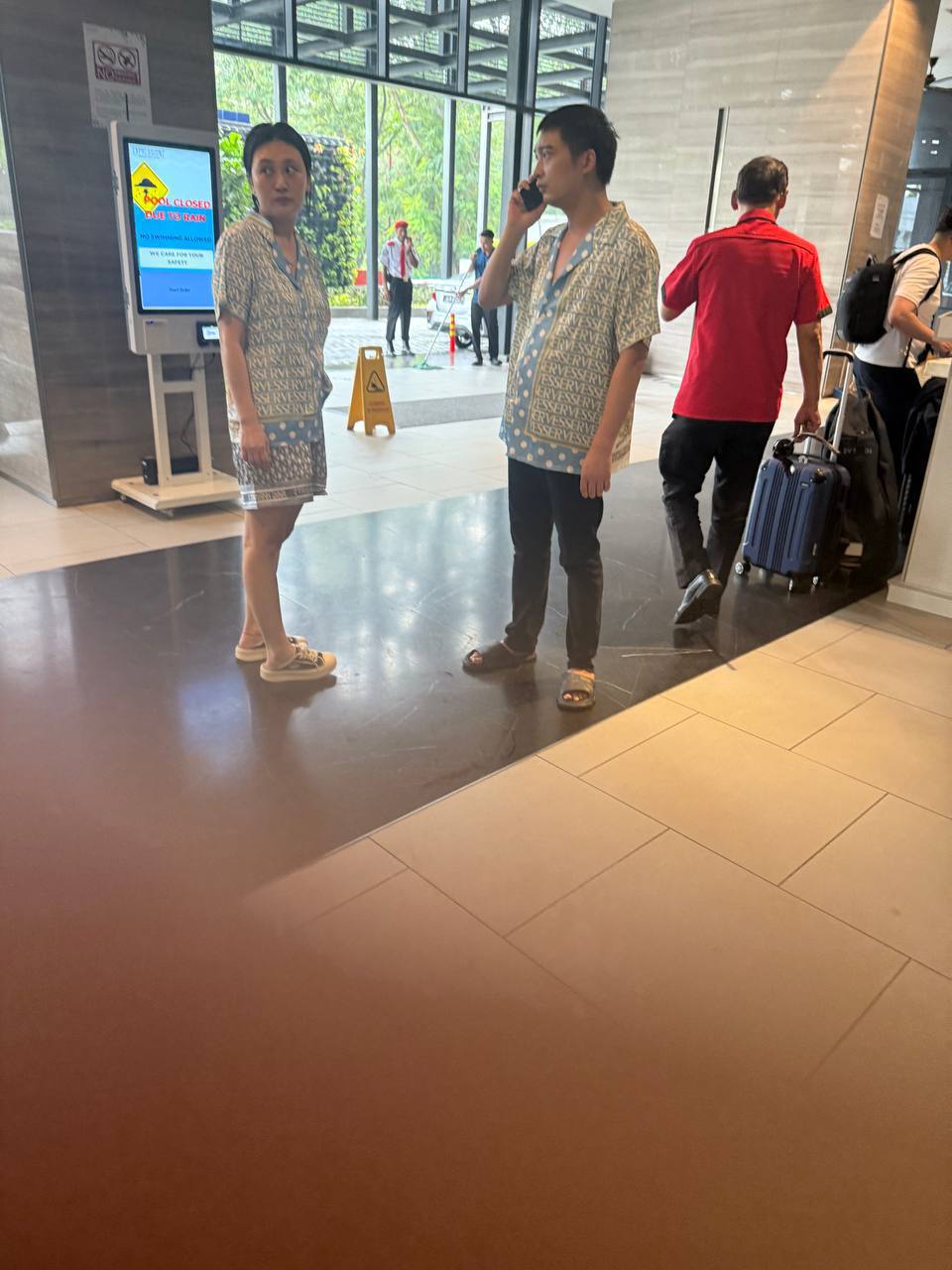 网友曝光 标题:救命钱被骗,怒揭于丽娜、庄雄伟等人在东南亚的骗局!