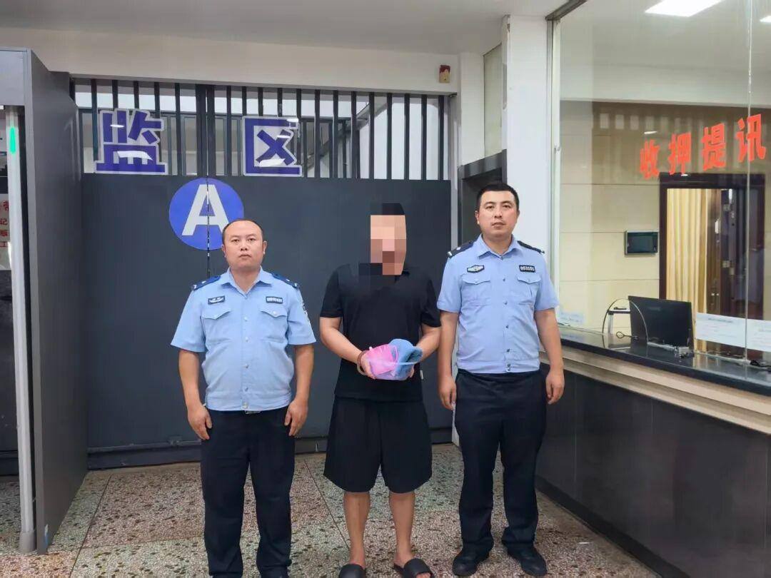 🇨🇳湖南湘潭公安成功劝返两名老挝金三角涉诈人员回国投案