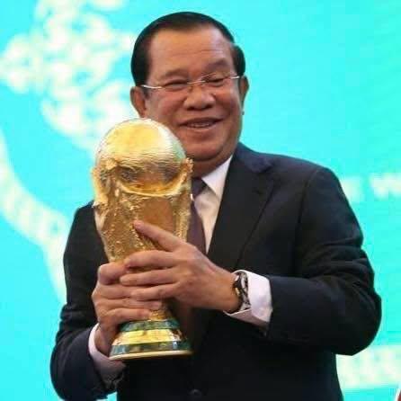 洪森给法国总统发信息:预祝法国队捧起大力神杯