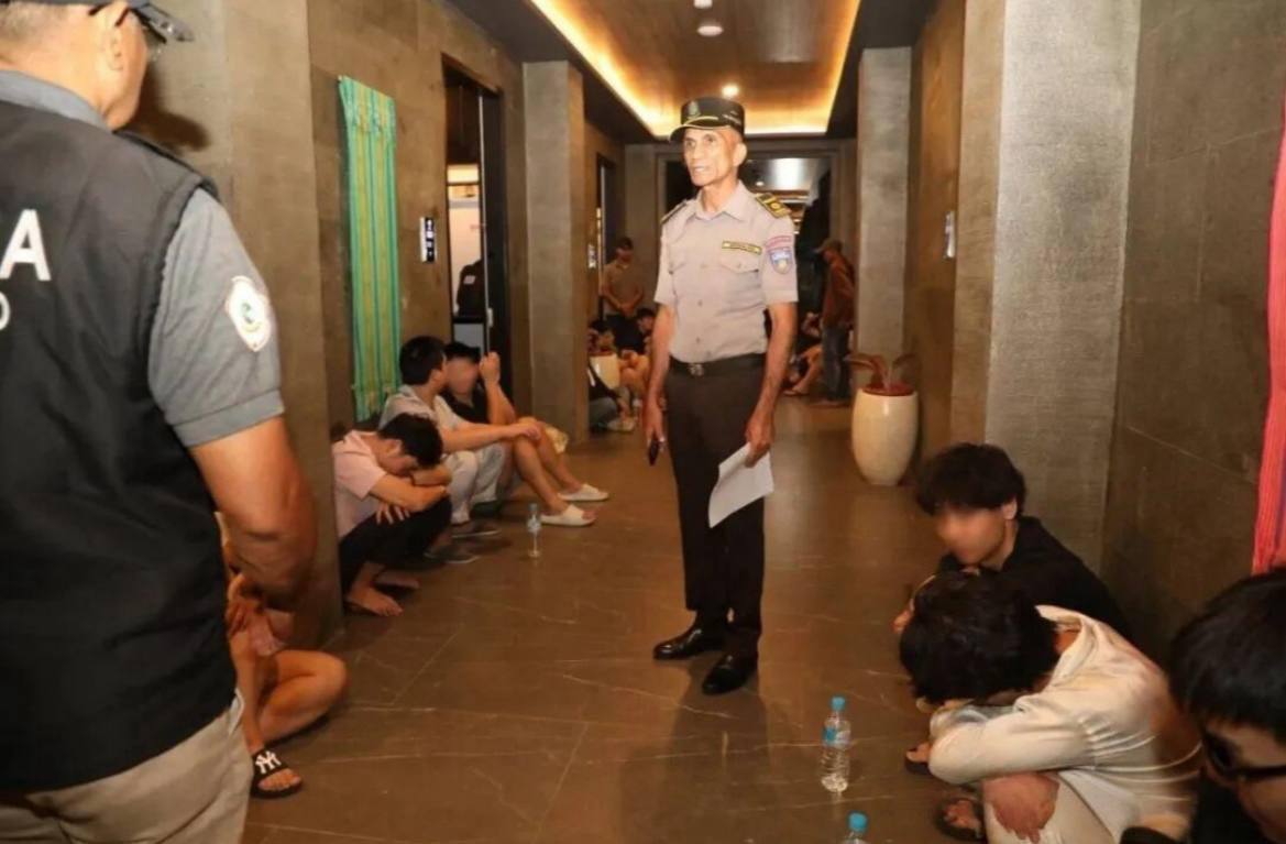 东帝汶警方突袭帝力酒店 捣毁跨国网络诈骗窝点 抓获30名中国籍嫌疑人