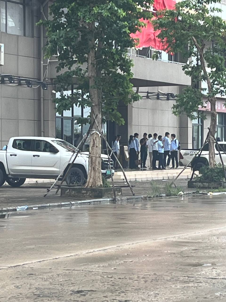 网友投稿 中国城又开始查了,很多警察,在那边的兄弟要注意了。