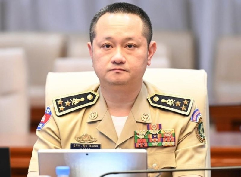 柬埔寨移民总局局长宋威西那在接受媒体采访时明确: