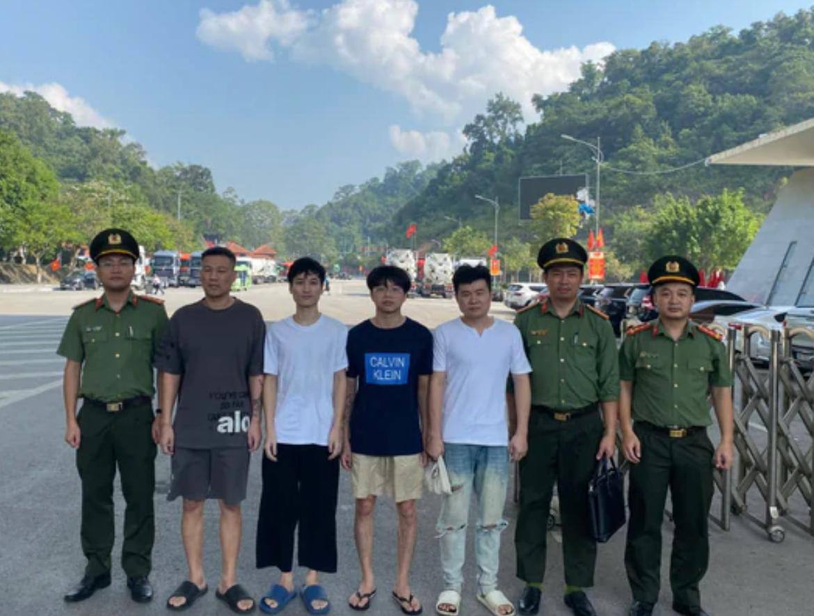 🇻🇳 越南遣返8名中国人