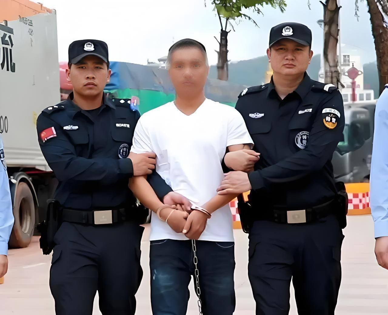 老挝 命案嫌犯林某,潜逃境外20年,被老挝警方抓获,已移交中方遣返回国