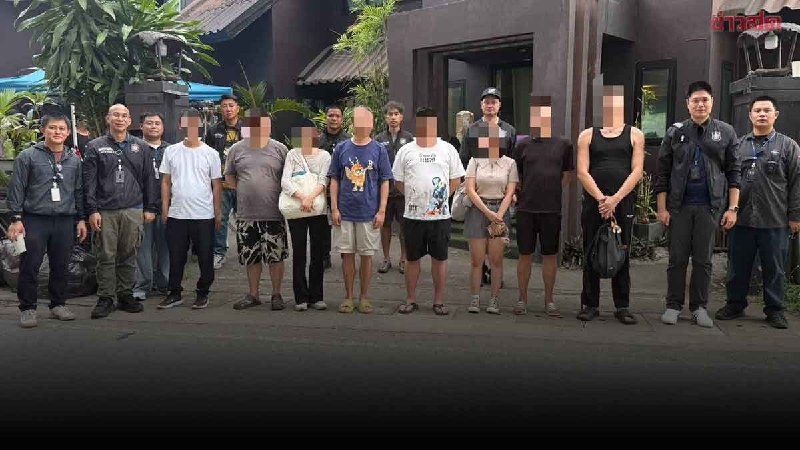 泰国资讯:清迈警方突袭非法拍摄现场 8名中国人涉“竖屏短剧”拍摄被捕