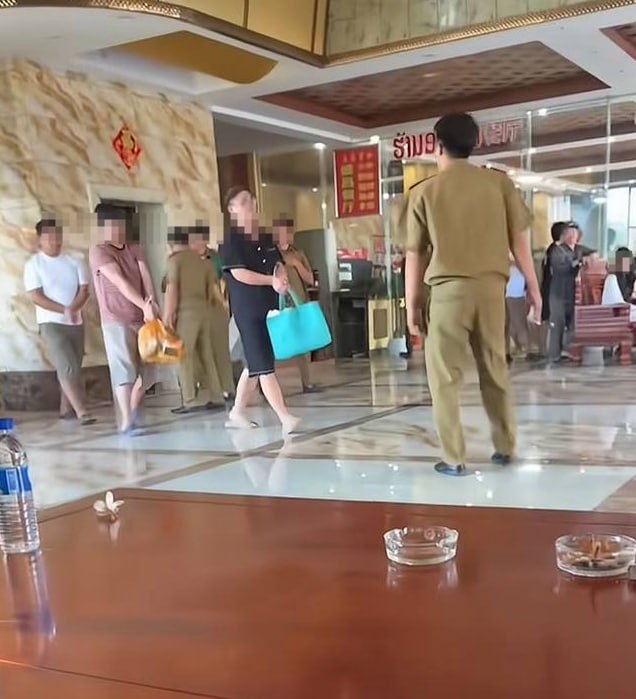 群友反馈:今天上午老挝市场酒店这边,有10几个狗推被抓,如果不大出血,估计出不来。