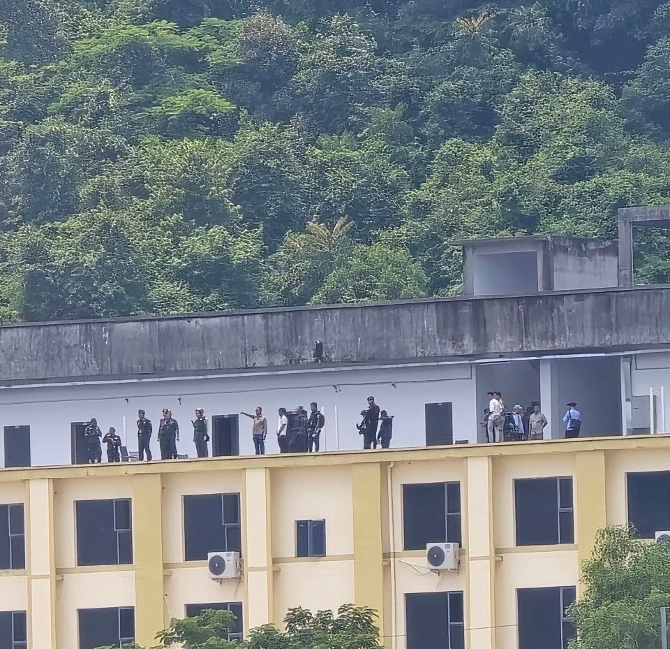 群友反馈: 七星海99度假村刚刚被宪兵围楼了
