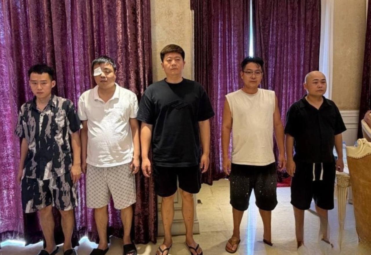 5名中国男子大批量伪造中国护照及签证,被抓!