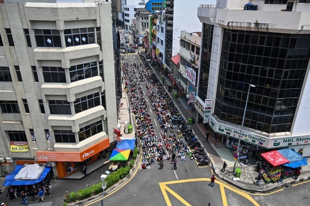 马来西亚资讯:移民局扫荡吉隆坡富都口 盘查2500人逮捕472名非法移工