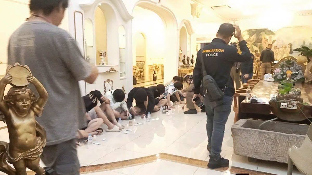 泰国资讯:曼谷警方捣毁呼叫中心诈骗团伙 15人落网