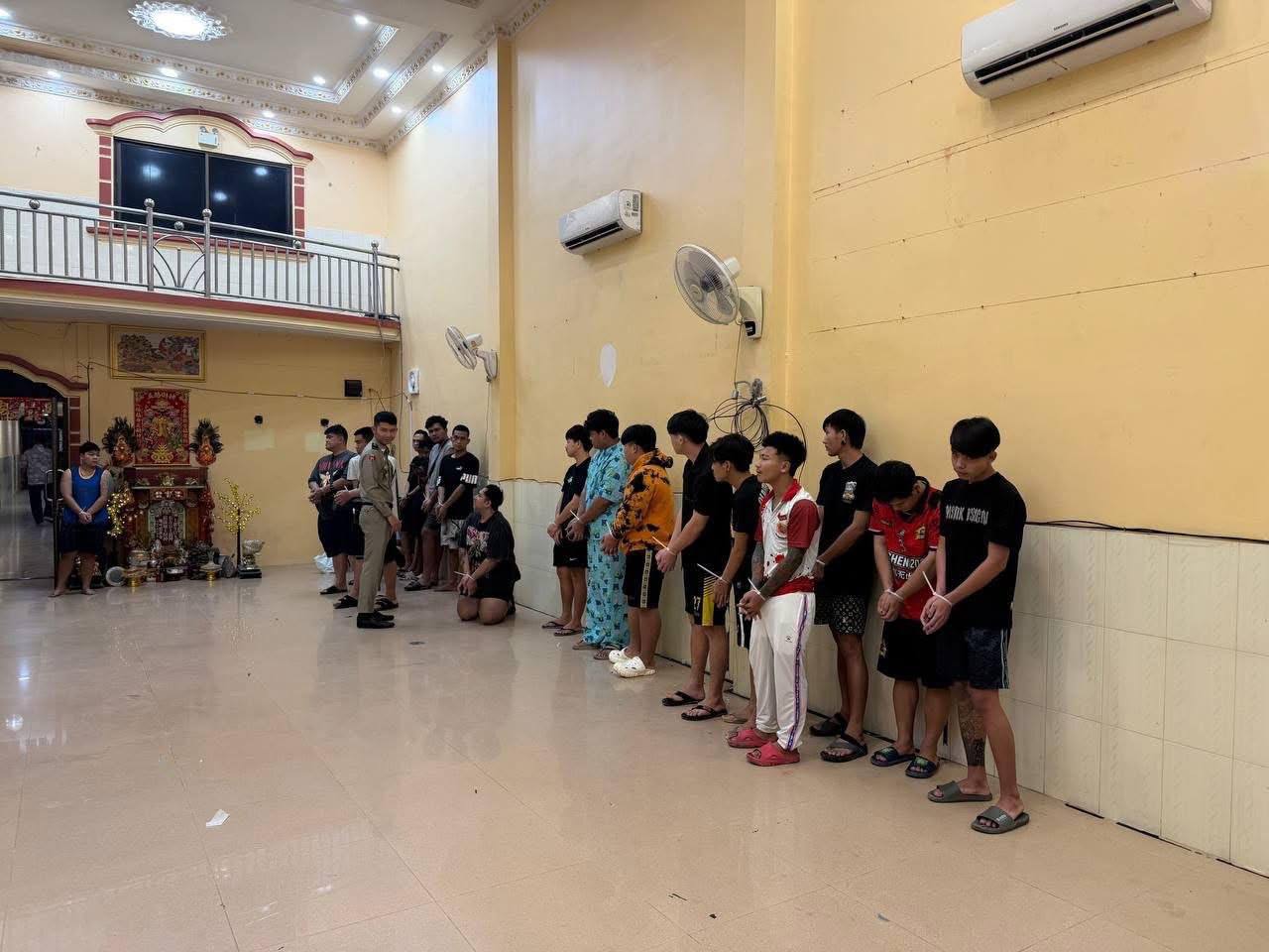 柬埔寨资讯:波贝警方查获两处涉网络诈骗场所,抓获223人