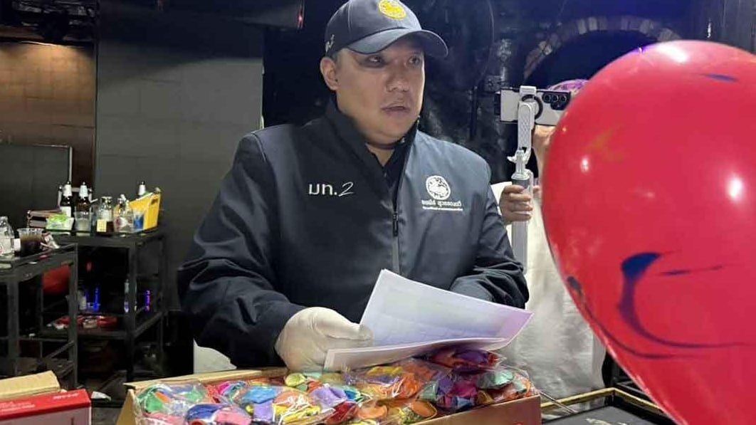 泰国新闻 突击考山路无证非法酒吧,月缴近18万保护费,多名游客青少年尿检涉du