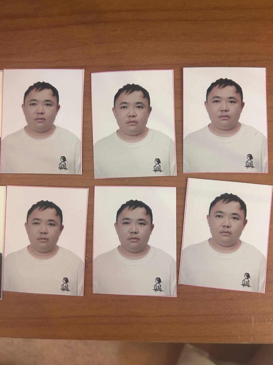 此人艺名叫做阿涛,云南人之前在柬埔寨菠萝勉做国内军包管理骗了很多国内女性