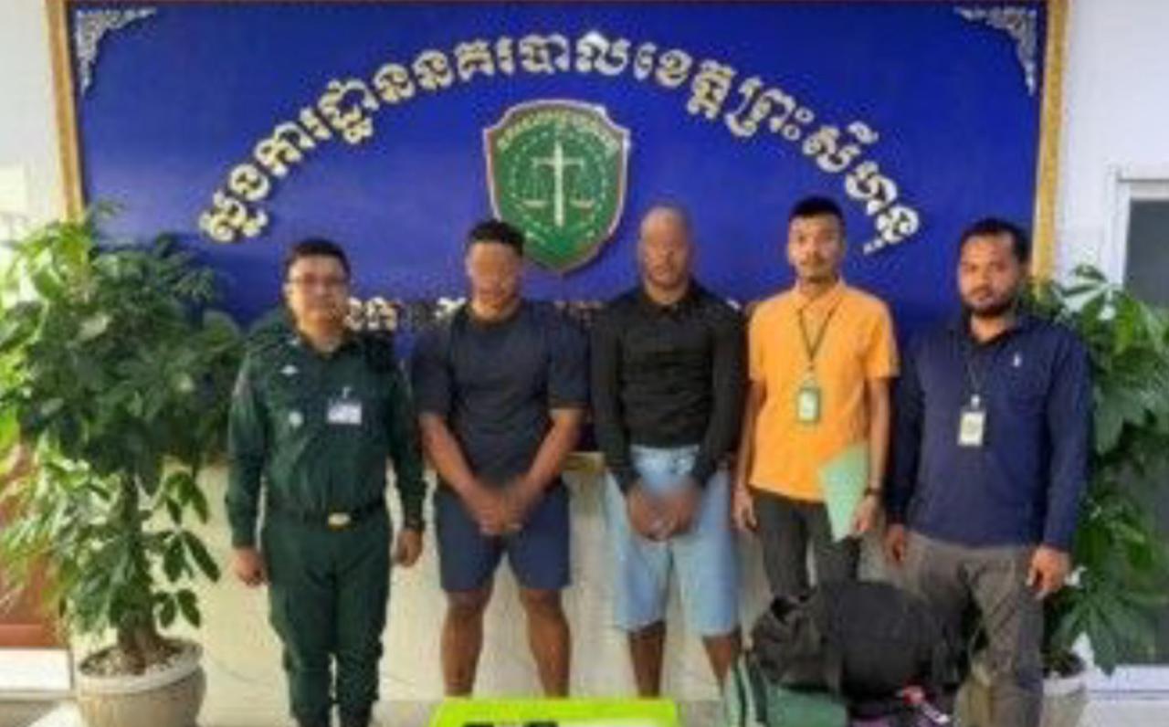 西港警方逮捕两名萨摩亚籍国际杀人逃犯