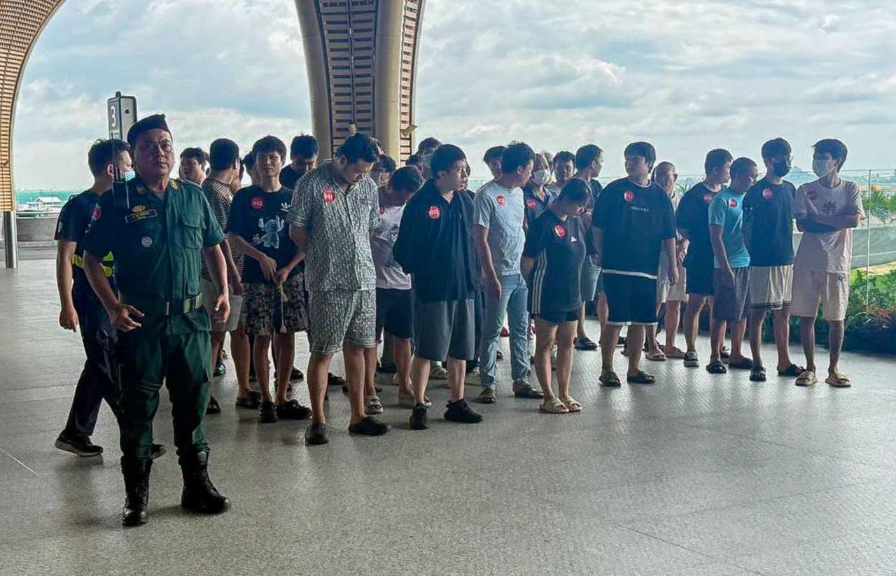 柬埔寨驱逐170名涉嫌电诈及涉毒中国籍犯罪嫌疑人