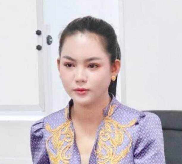 网红夫妇涉“打击军队士气”罪各判3年