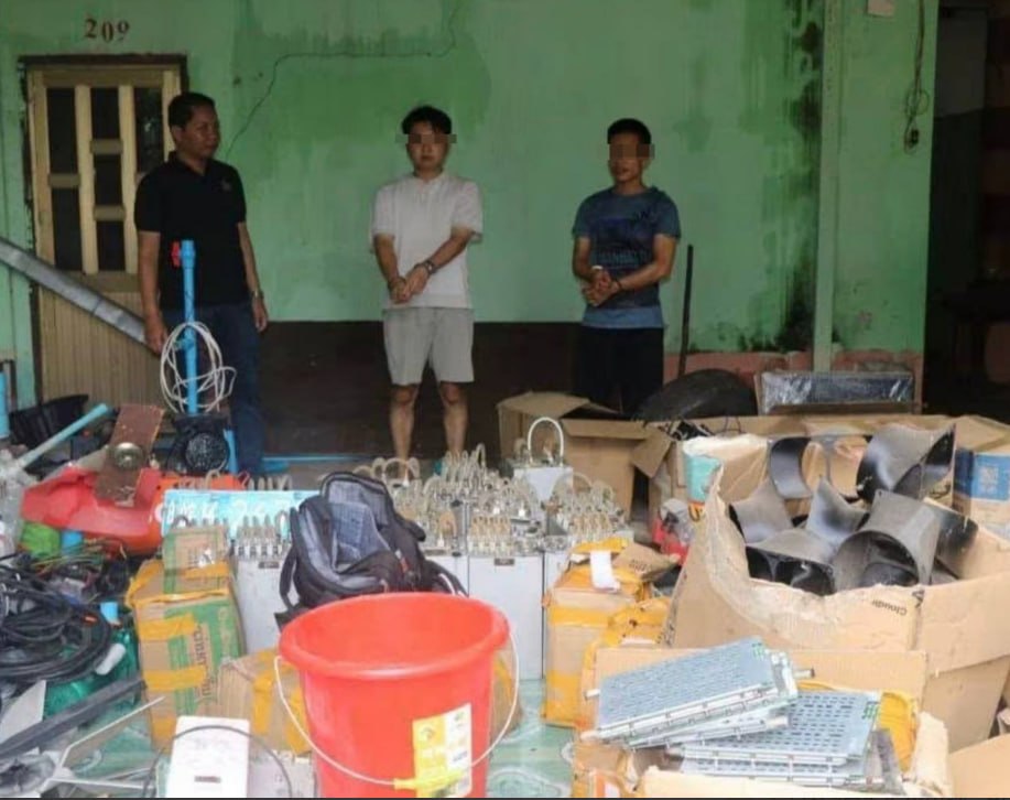 老挝资讯:阿速坡警方捣毁一起跨境电诈窝点 6名越南籍嫌疑人落网并查获枪支、电击器等物品