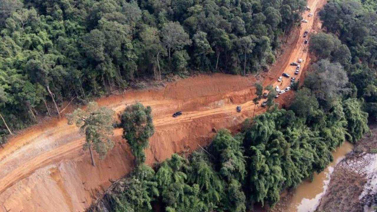洪玛耐敲定全长250公里的龙尾边境公路建设