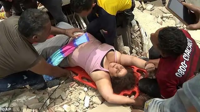 委内瑞拉球员妻子地震遇难,坍塌瞬间用身体护住女儿,感动无数人