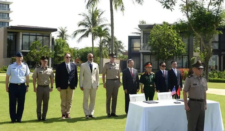 越南向美国归还越战美军士兵遗骸