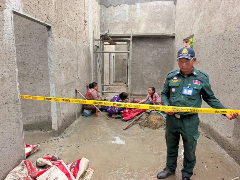 救人酿成惨剧!贡布叔侄二人施工触电双双身亡