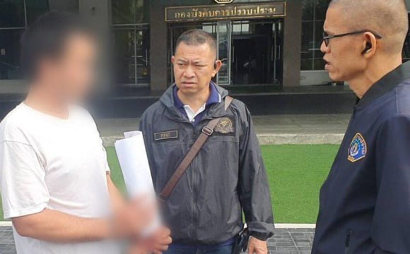 泰国十轮卡车司机撞人致死逃逸 甩锅女友终被捕